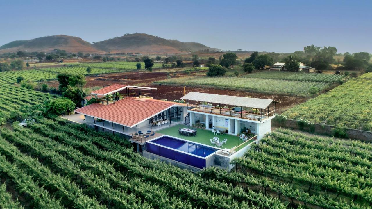 Saffronstays Onellaa, Nashik - Infinity Pool Villa Surrounded By A Vineyard Zewnętrze zdjęcie