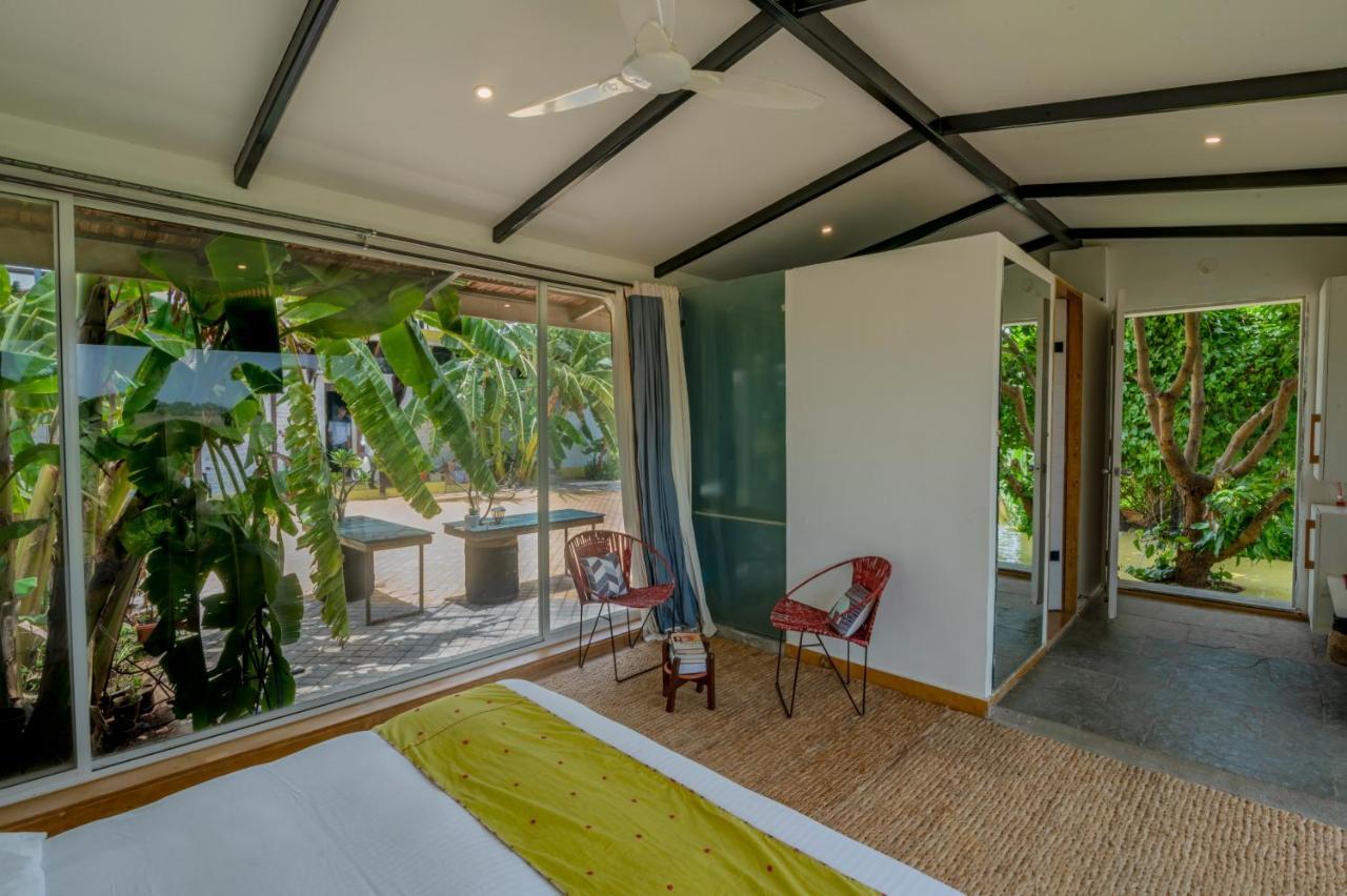 Saffronstays Onellaa, Nashik - Infinity Pool Villa Surrounded By A Vineyard Zewnętrze zdjęcie